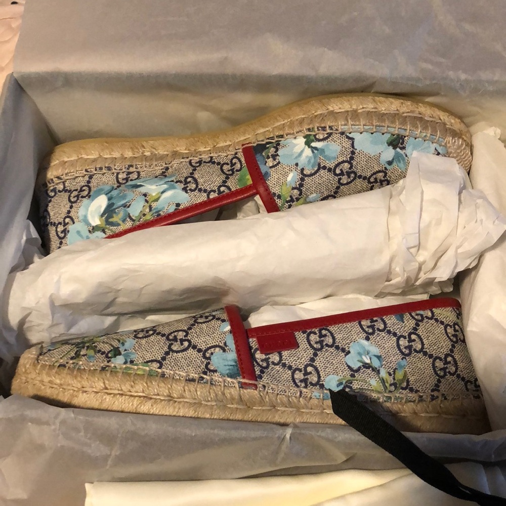 Gucci Shoes Brand New